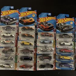 Keychains Hot Wheels Custom - HOLIDAY SPECIAL!