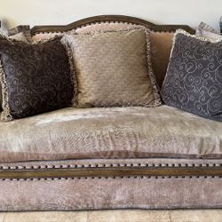 Couch And Two Matching Chairs 