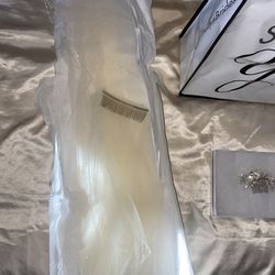 <3 FOR YOUR SPECIAL DAY TRUDY’s Veil & Comb