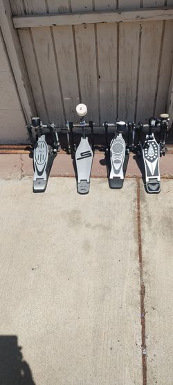 Kick drum pedals (4)
