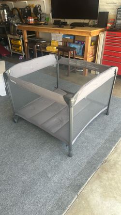Playpen Joovy room 2