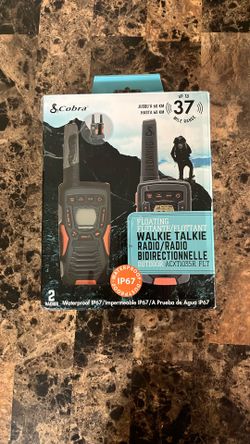2 Cobra Long Range Walkie Talkie Radios