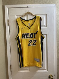 Butler 22 Size Large