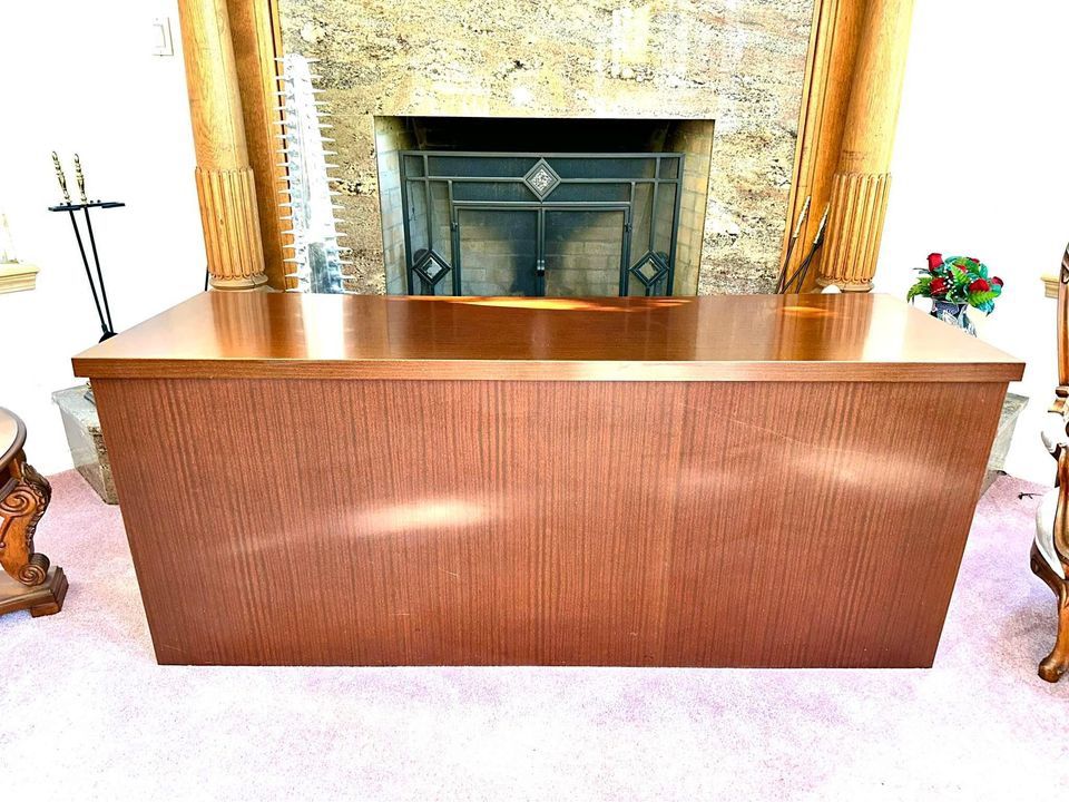 Large Dark Wood Office Desk / Counter Top For Business Store Front