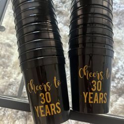 “cheers To 30 Years” Birthday Or Anniversary Plastic Party Cups X22 $10