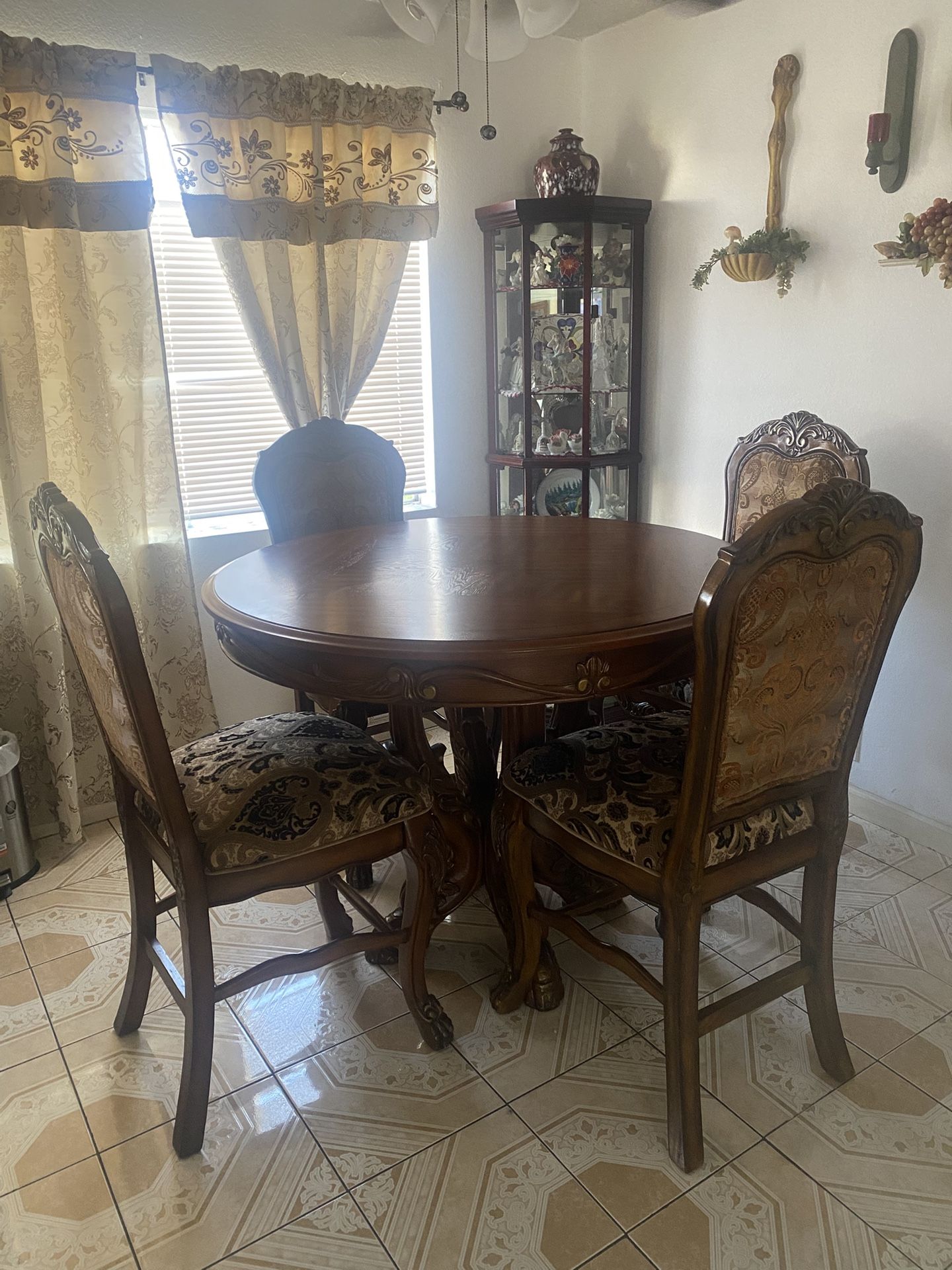 Dining Table With Chairs
