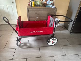 Radio Flyer Folding Wagon