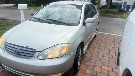 2004 Toyota Corolla