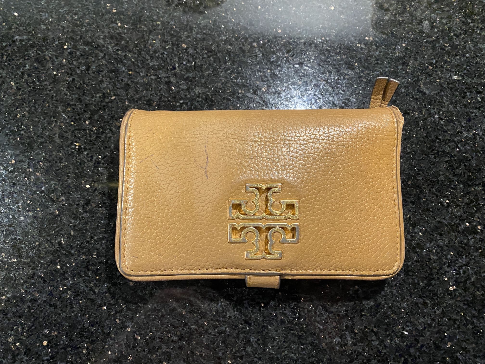 Tory Burch Medium Size Wristlet Wallet (Fair Condition, READ)