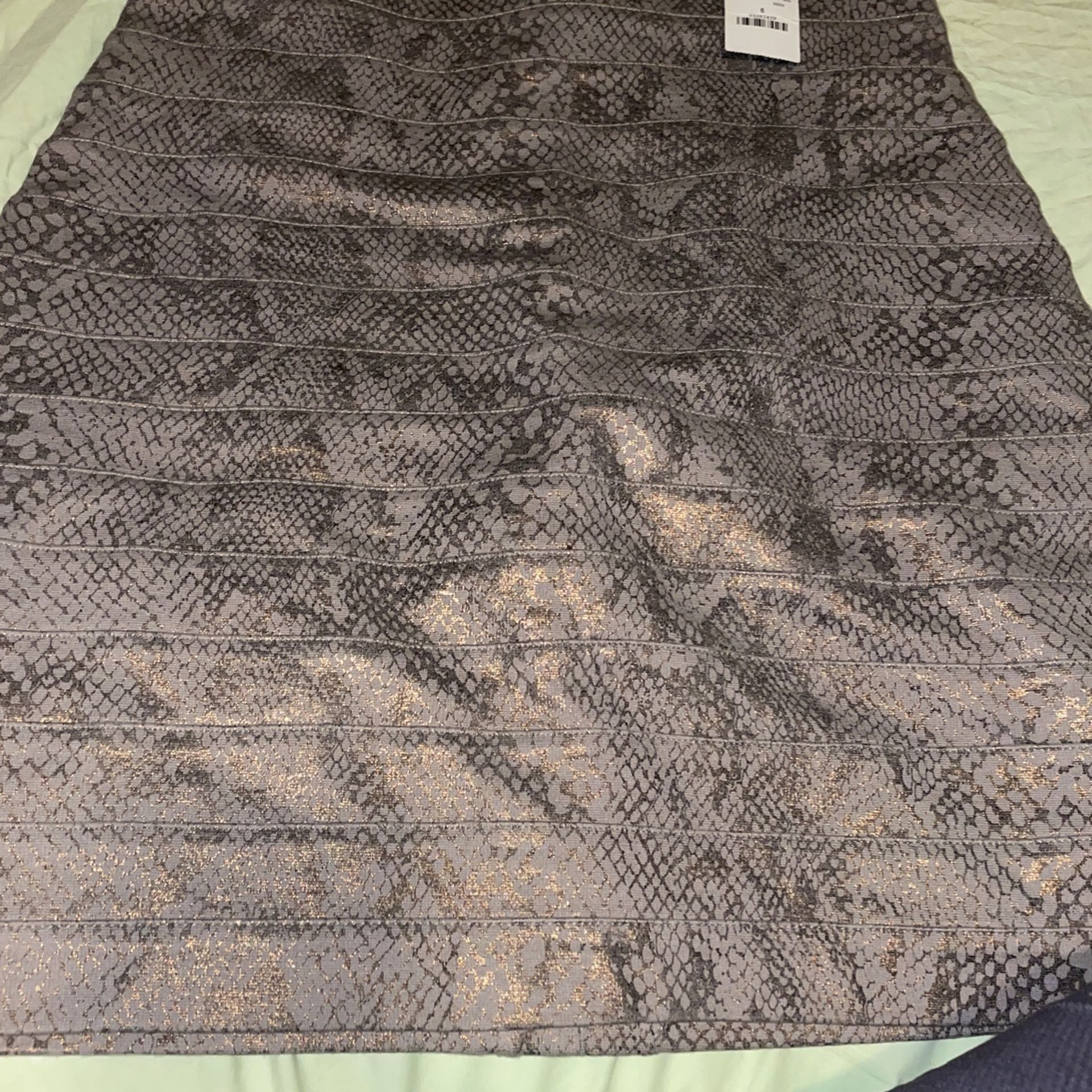 Women Pencil Skirt (alligator Skin) Size 6