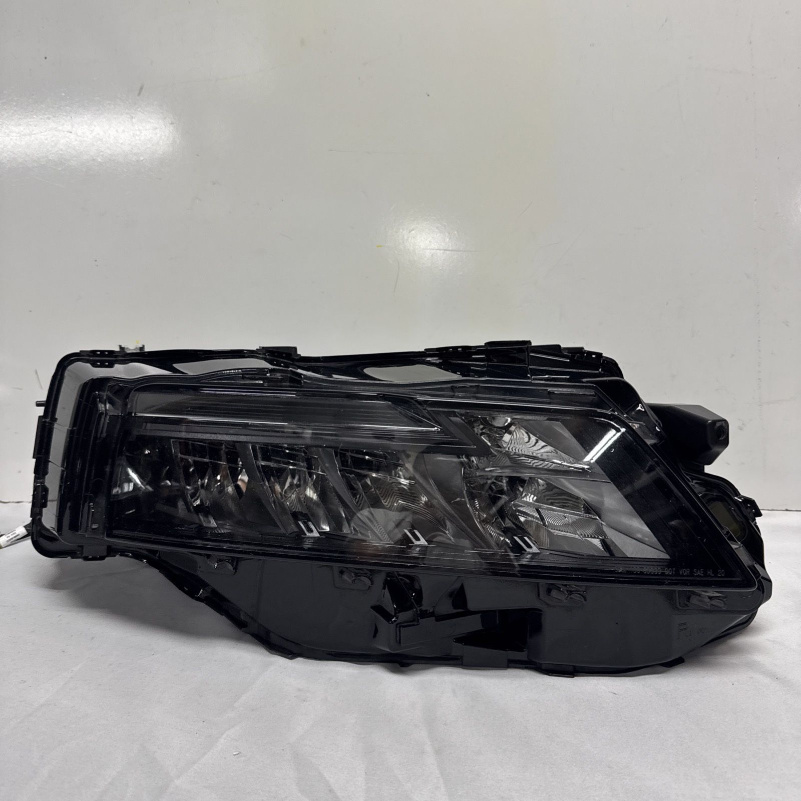 2021 2022 2023 Nissan Rogue Headlight Passenger Side OEM LED USA BB171