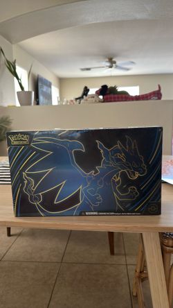 Mega Charizard X ex Ultra Premium Collection