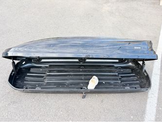 BMW rooftop cargo box