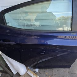 2014 Hyundai elantra Front, right door Blue