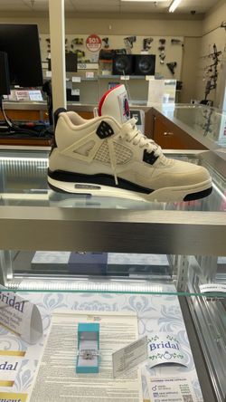 Air Jordan 4 Retro Sneaker