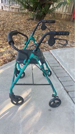 DRIVE MEDICAL Aluminum Rollator