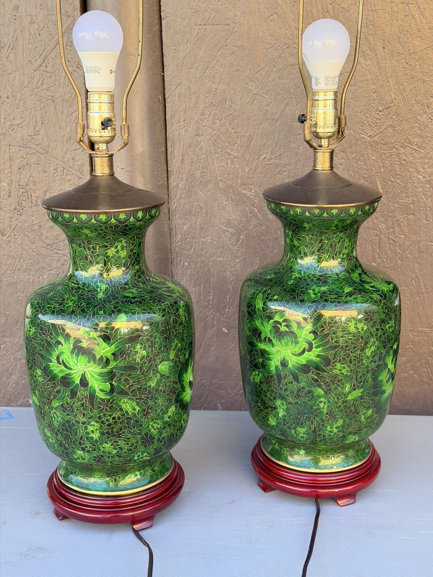 Vintage Green Chinese Lamps With Shade