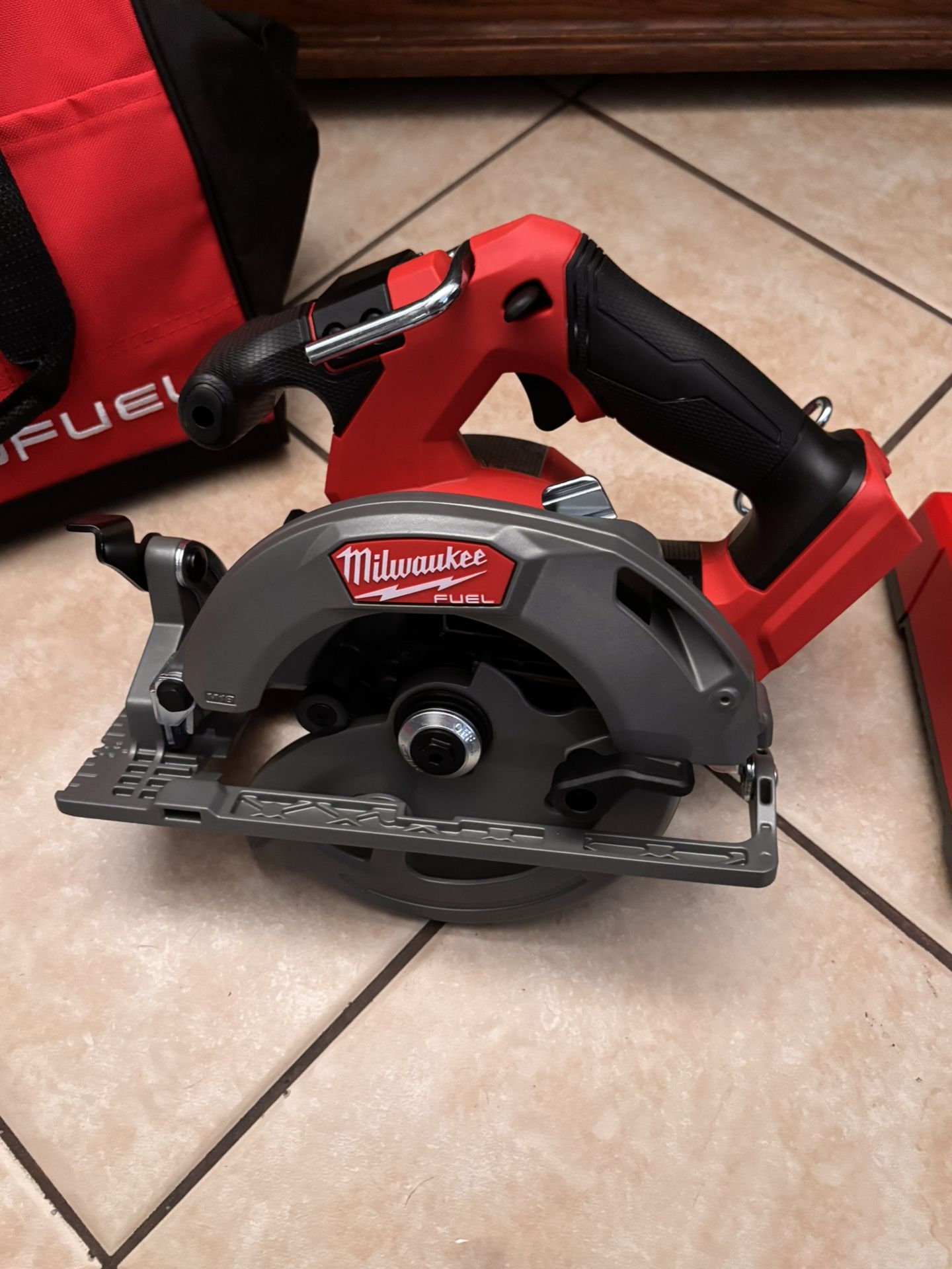 Milwaukee Skill Saw 6 1/2