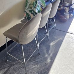 Counter Height Living Spaces Chairs