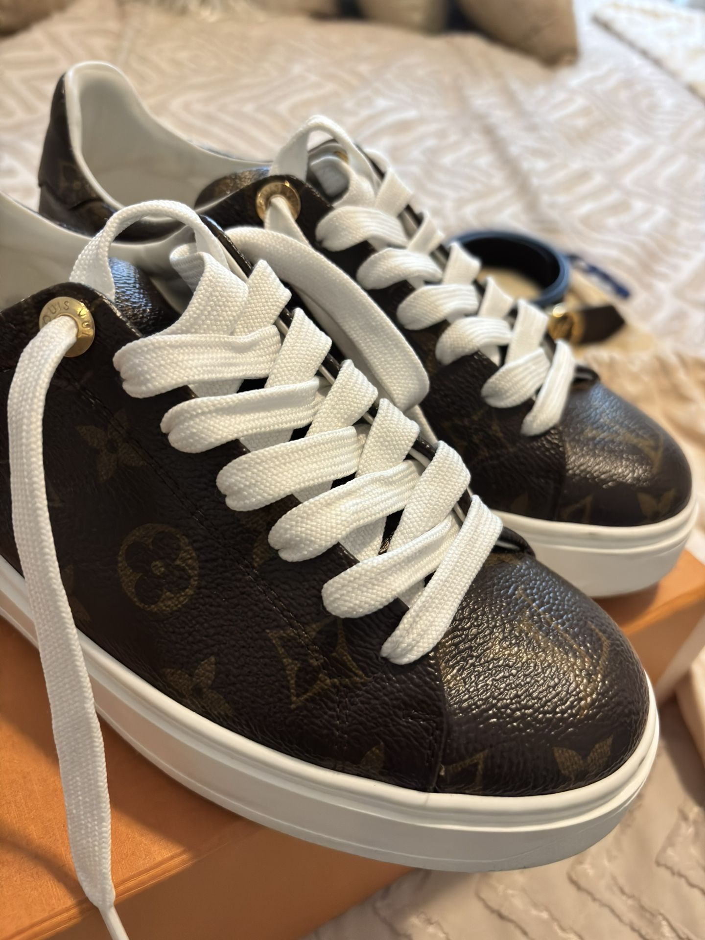 Louis Vuitton LV Trainer Sneakers 