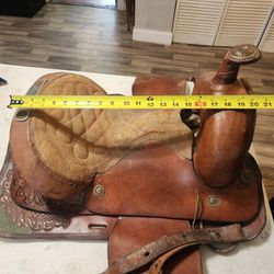 Small Horse Saddle 