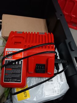 Milwaukee Battery Charger