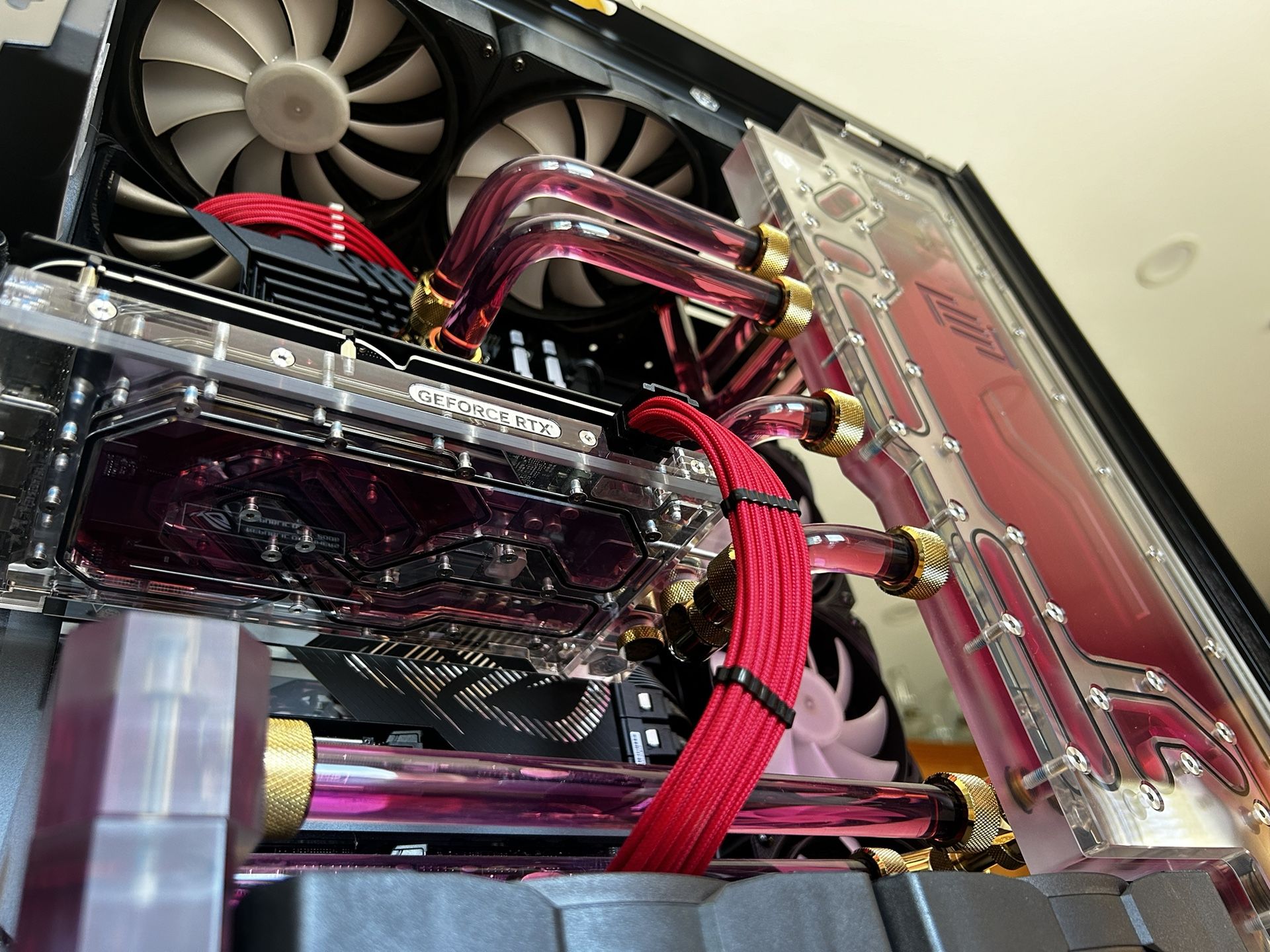 RTX 4090 Intel 13th Gen i9 13900ks