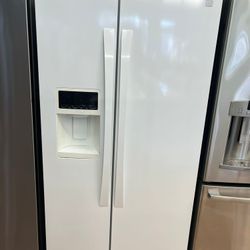 Kenmore Refrigerator UH9N