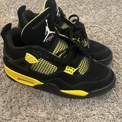 jordan 4 thunder