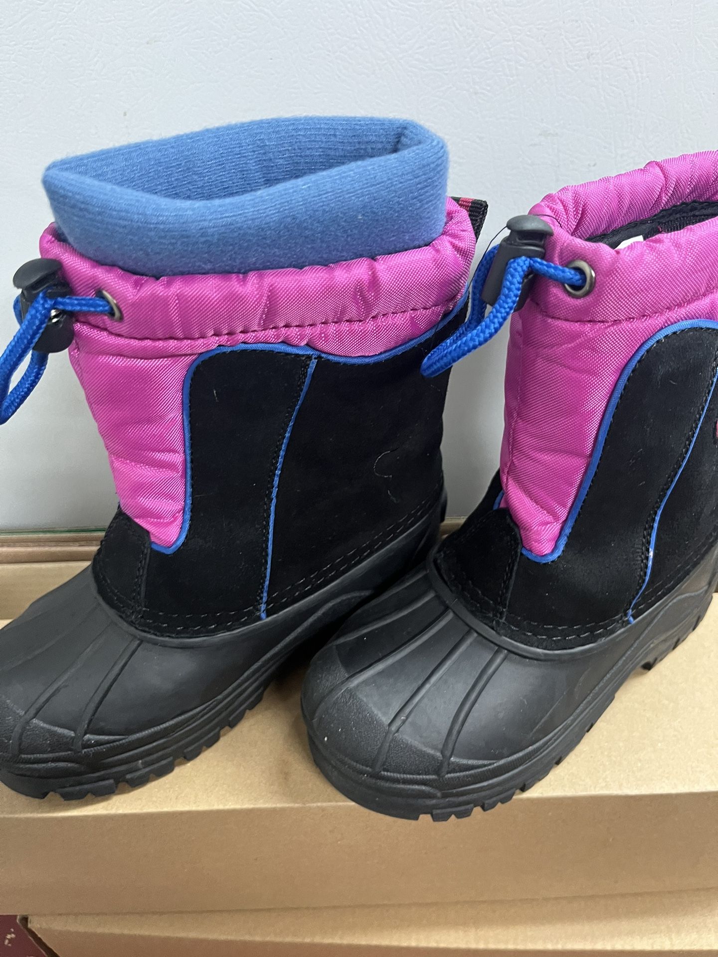 Girls Snow Boots Size 11