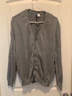 Women’s XL H&M cardigan $1 ($5 minimum purchase to meet up)