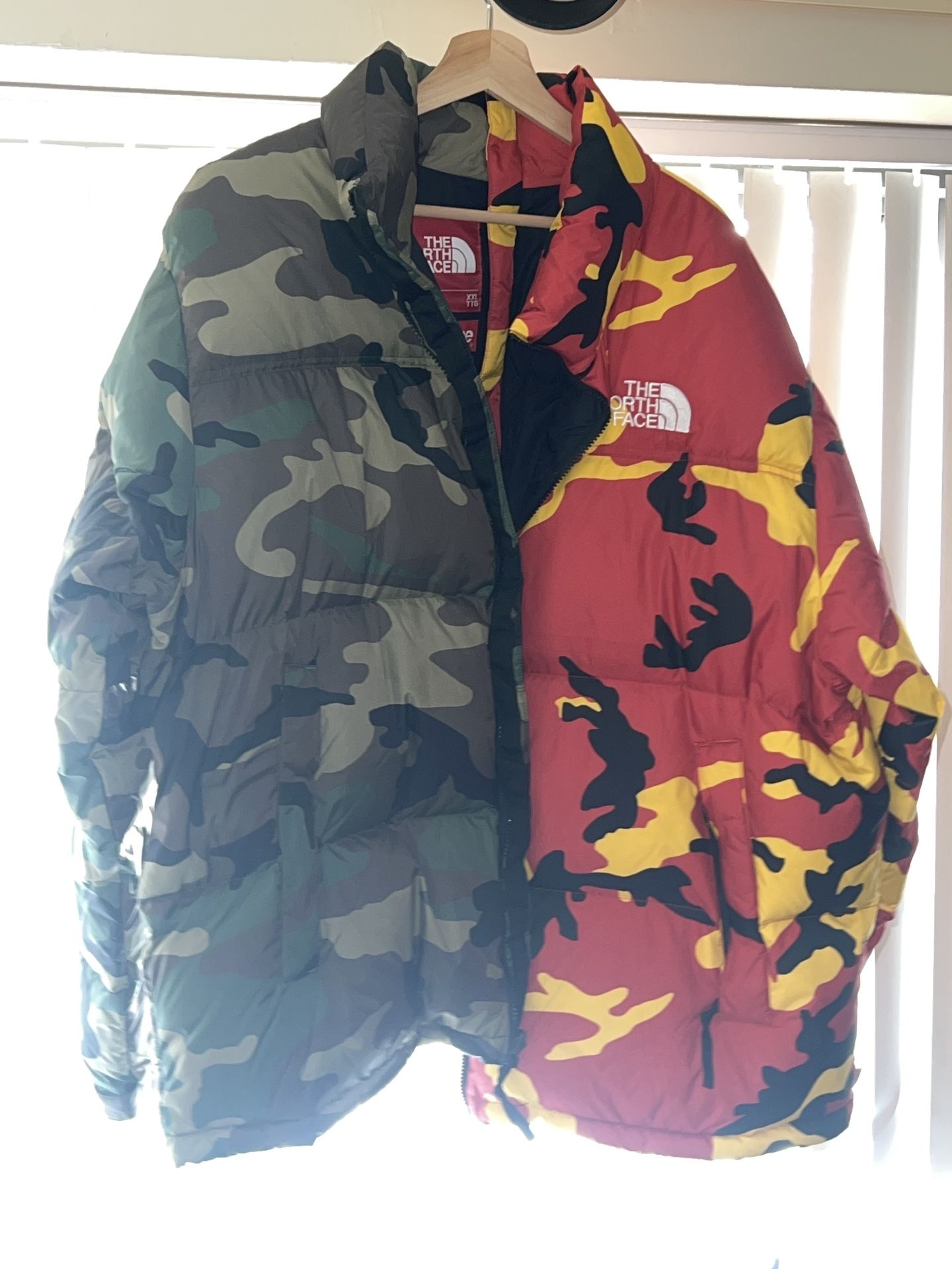 Supreme X The North face Split Camo
