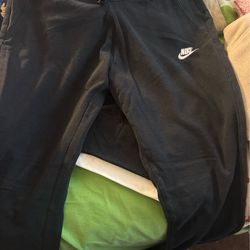 Nike Cargos