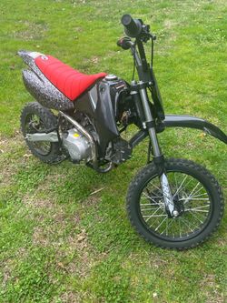 APOLLO YFZ 110cc pit bike