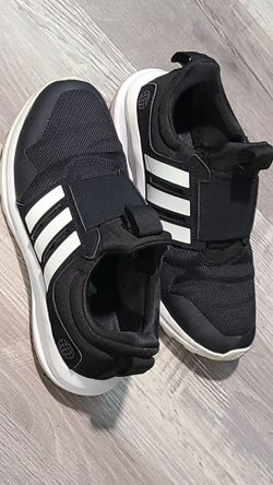 10 REDUCED, Aadidas Black n white stripe size 4. Fit women size 6