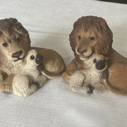 2 Lion And Lamb Figurines. 