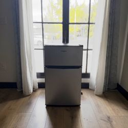Whirlpool Mini Fridge