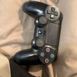 PS4 Controller 