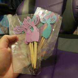 18 Mermaid Toppers For Cupcakes