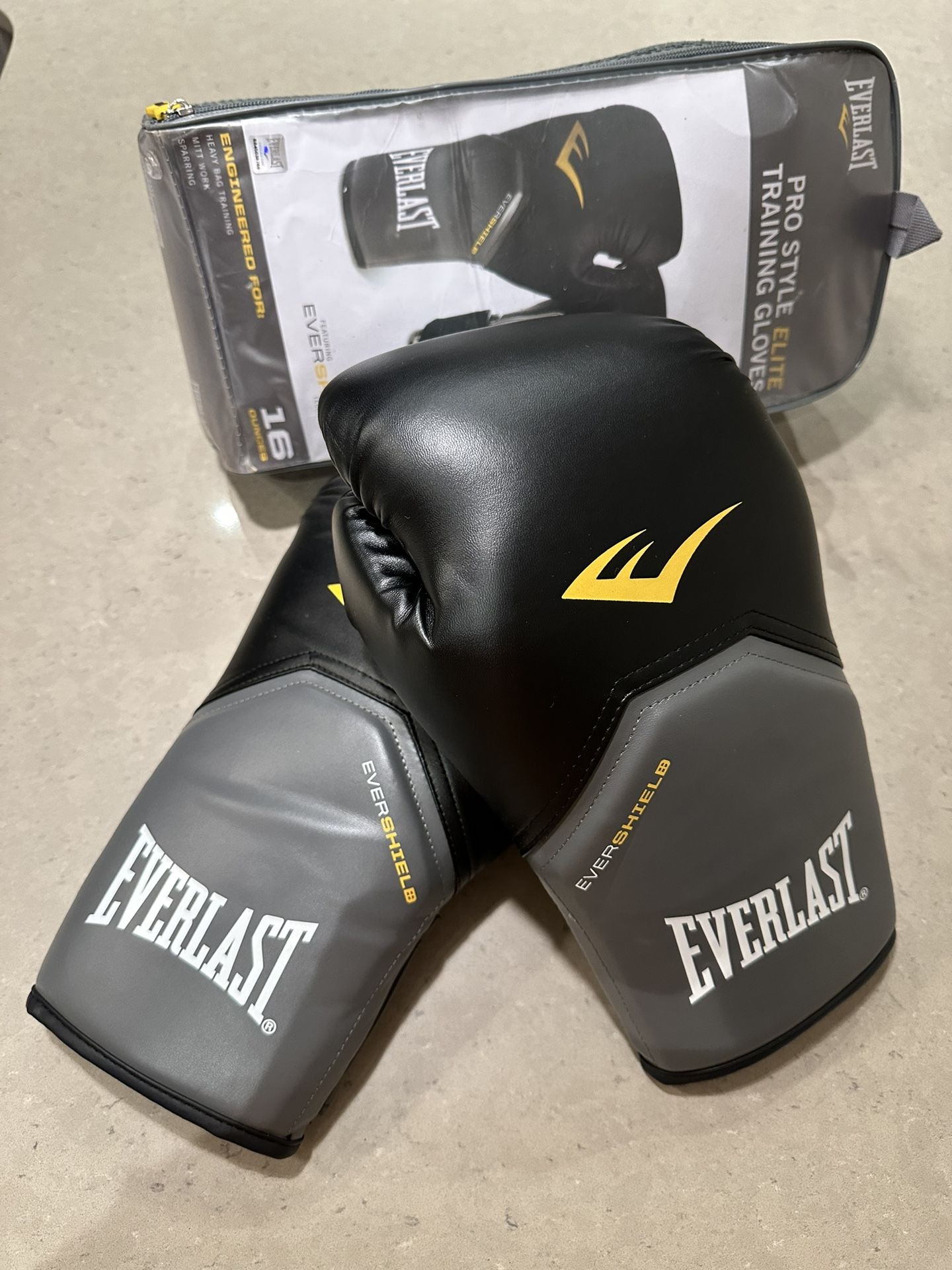 New Everlast Pro Style Training Gloves Black 16 oz.