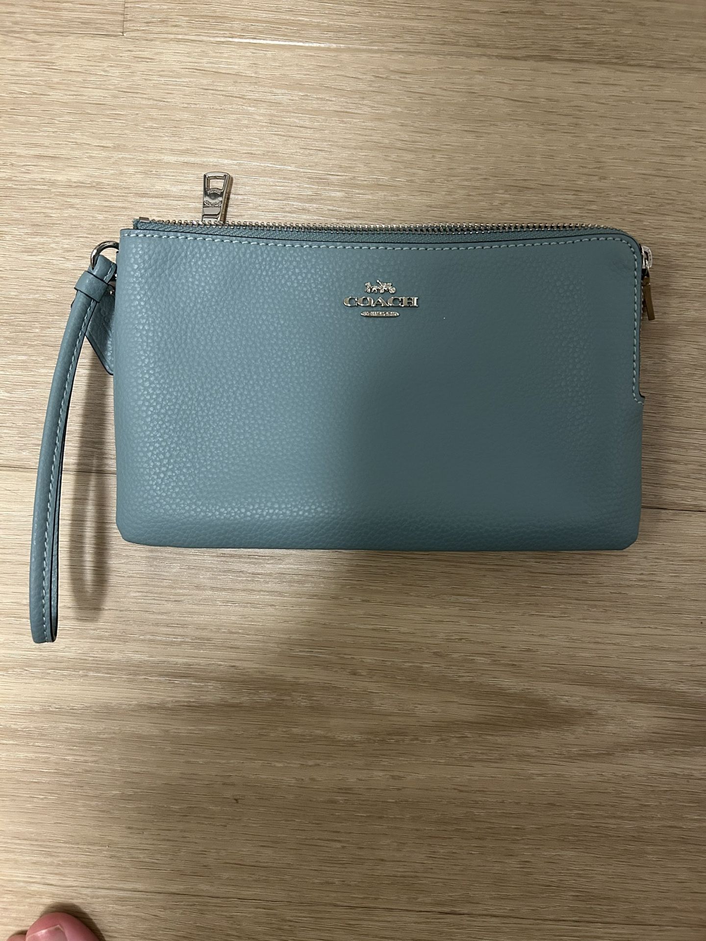 Coach Zipper Wristlet