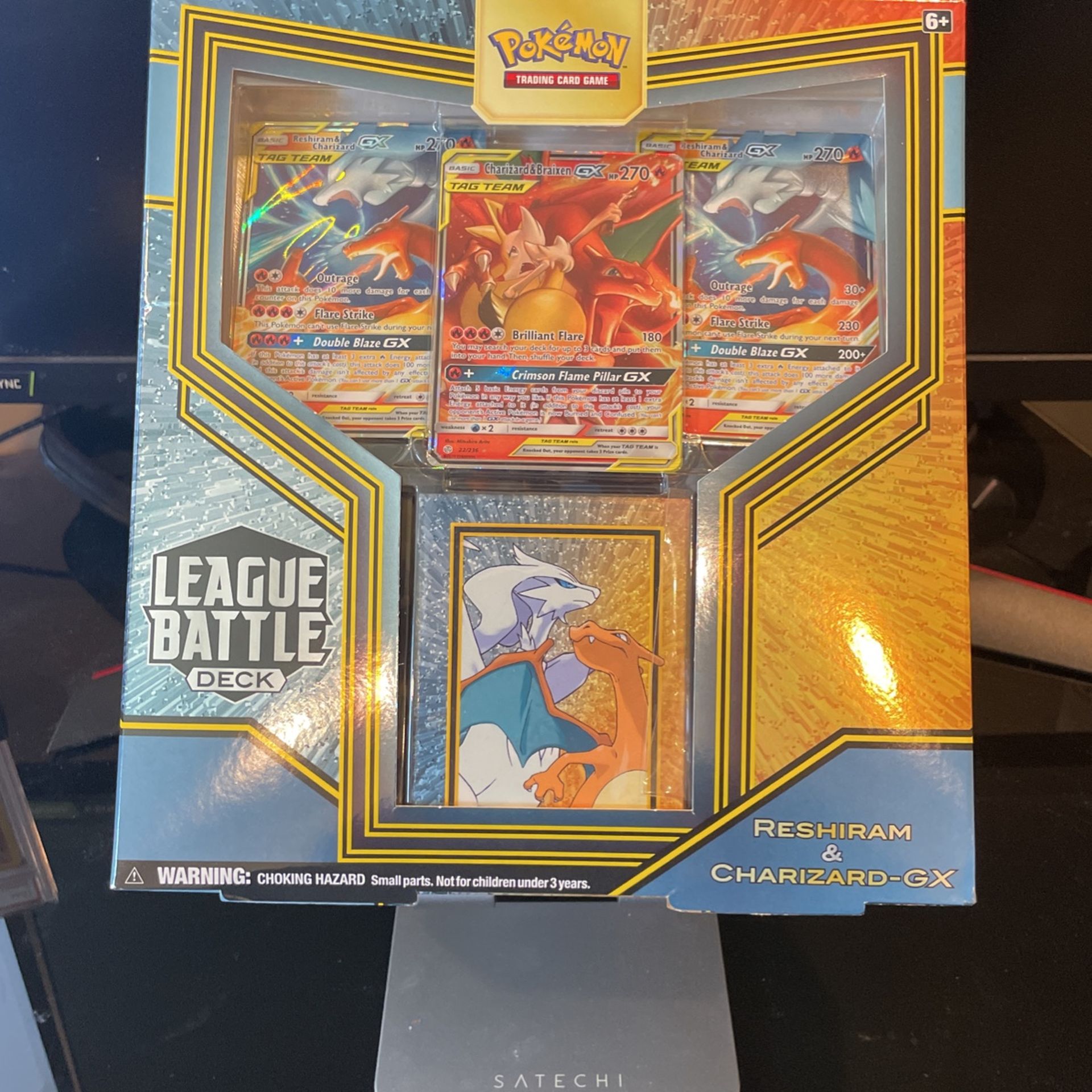 Charizard & Reshiram GX League Battle Deck