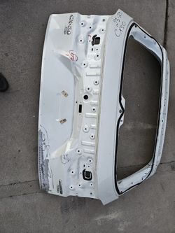 Mazda cx50 tailgate Oem