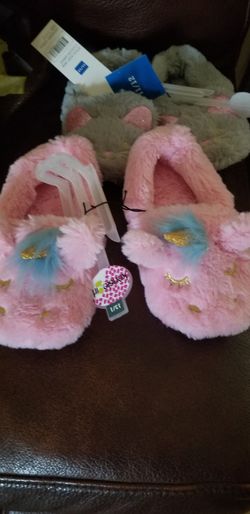New girl slippers