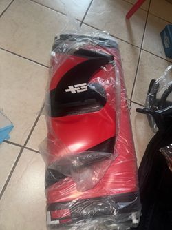 New Essentia Water Overachieving H2O Stand Up Paddle Board Full Kit