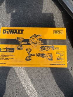 DeWalt 5 tool limbo kit