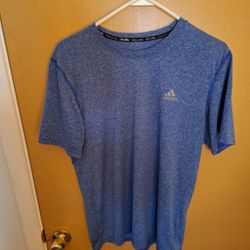Adidas Men's Tshirt Size Medium 
