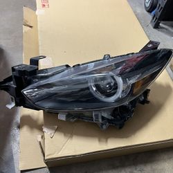 Headlight 20 16, 20 17, 2018 Mazda 3Sedan  Hatchback Left LH Full Led Headlight