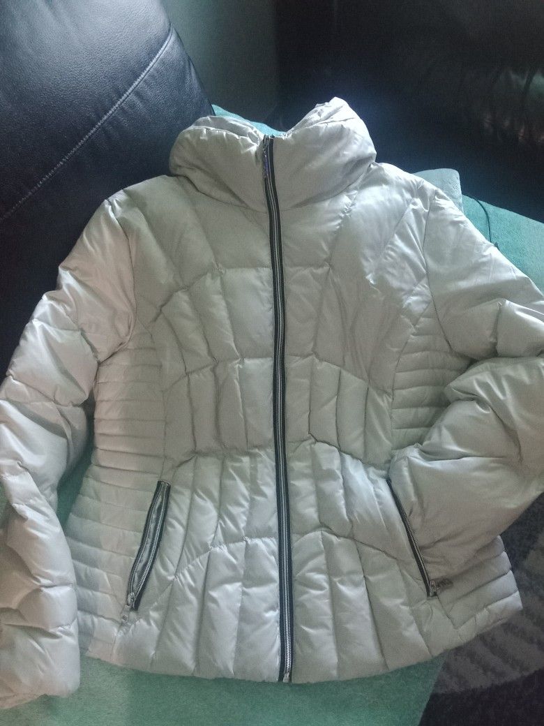 Women's Puffer Jacket
