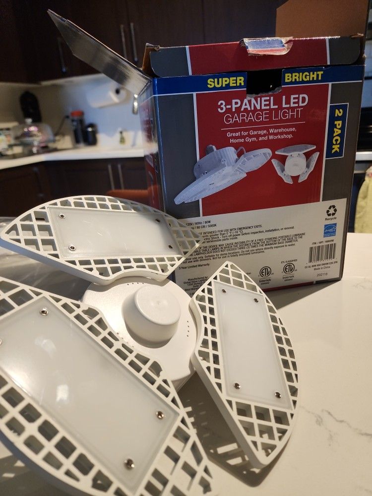 3 Panel Led Garage Light